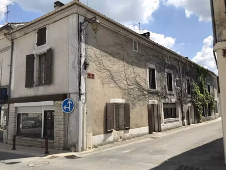 vente maison 7 pièces 220 m² à mareuil (24340)  98 000 €