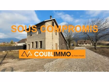 atelier à transformer avec 378m² de terrain