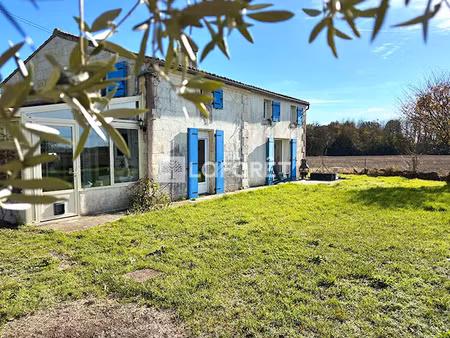 vente maison 7 pièces 176 m² à ecurat (17810)  336 000 €