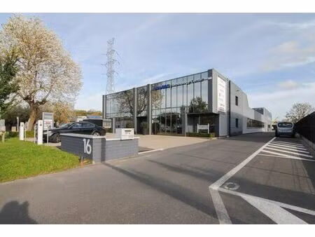bureaux à louer à lieven bauwensstraat 16 sint-andries (rbr95044)