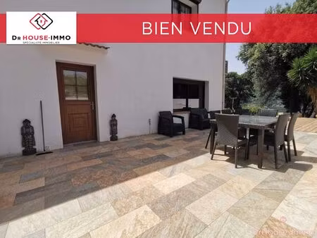 t2 avec jardin 10 min plage et 12 min aéroport