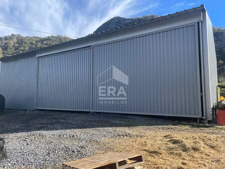 vente hangar de 240 m² avec terrain