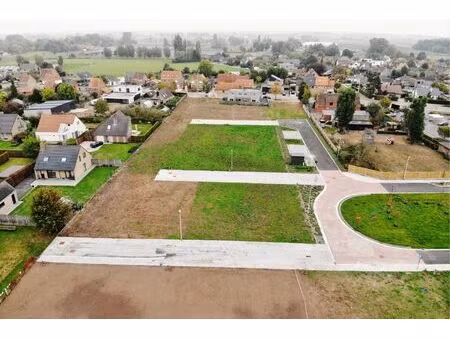 nieuwe bouwgronden voor open bebouwing dicht bij het centrum