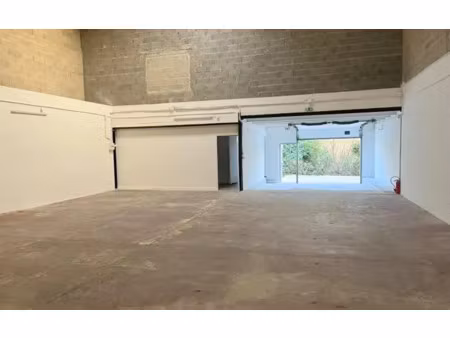 a louer - local d'activité - proximité a15