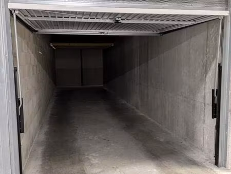 garage double au centre-ville de bourgoin-jallieu