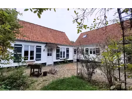 ensemble immobilier très proche montreuil-sur-mer
