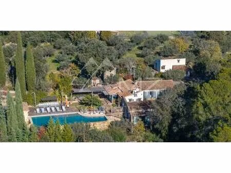 propriété avec piscine lorgues (83)