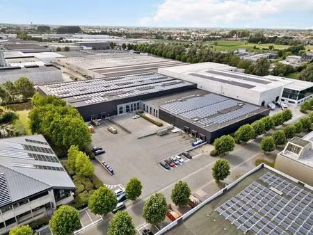 entrepôt à louer au textielstraat à deerlijk