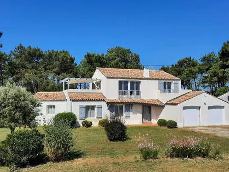 vente maison à la faute-sur-mer (85460) : à vendre / 177m² la faute-sur-mer