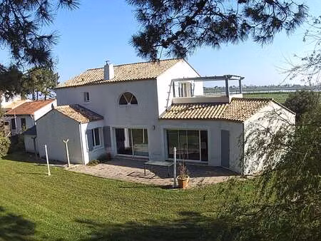 vente maison bord de mer à la faute-sur-mer (85460) : à vendre bord de mer / 177m² la faut