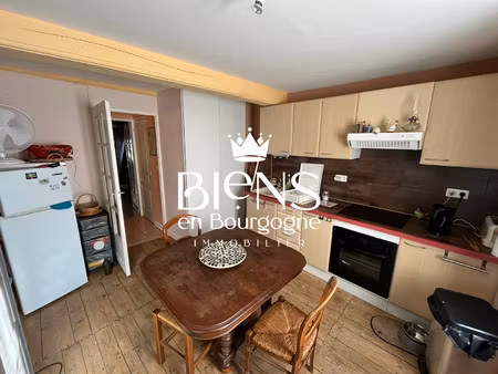 exclusif cormot le grand maison avec terrasse et cour