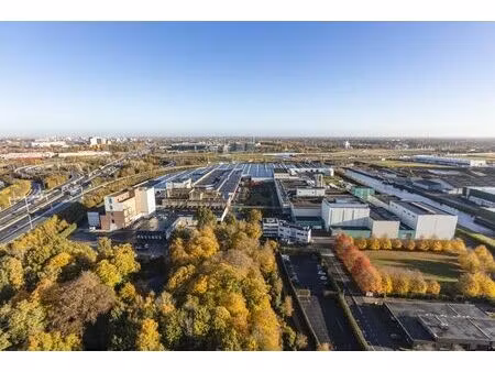 entrepôt à louer à zwijnaarde