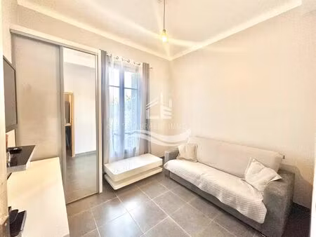 location appartement 1 pièce 28 m² à nice (06100)