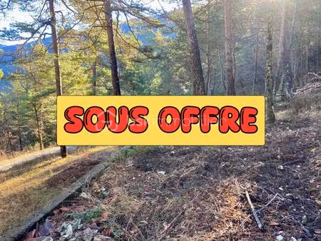 terrain de 1 765 m² à le mas