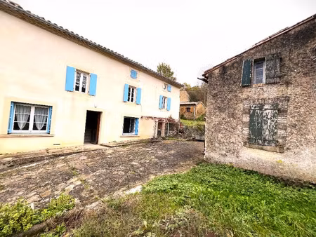 a vendre maison + dependances sur 1 2ha de terrain chalab