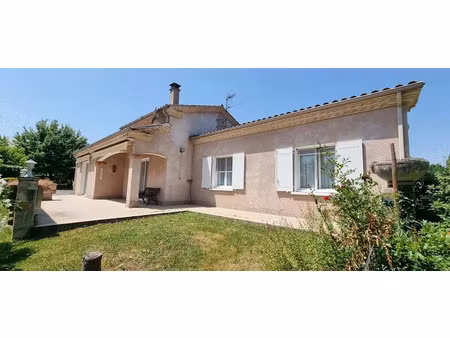 vente maison 5 pièces 136 m² à saint-pierre-d'eyraud (24130)  274 000 €