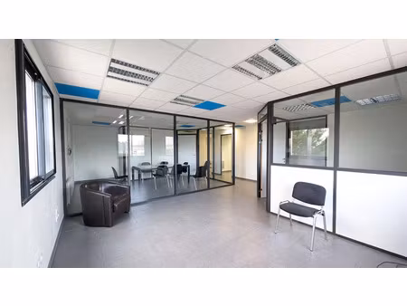 location locaux professionnels 110 m² à bourg-de-péage (26300)  1 570 €