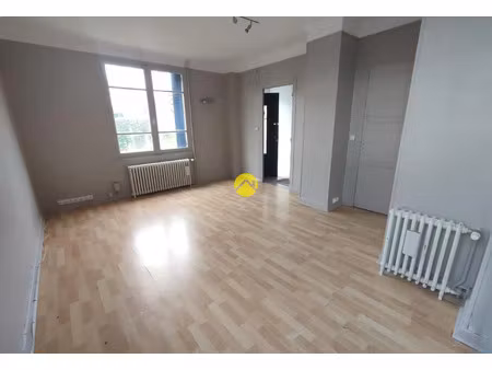 vente maison 9 pièces 25 m² vailly-sur-sauldre (18260)