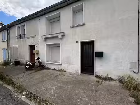 vente maison 0 pièces 244 m² à saussignac (24240)  210 000 €