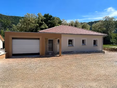 vente maison 4 pièces 110.57 m² à novillars (25220)  235 000 €