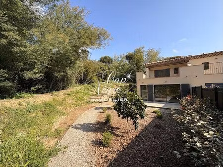 vente appartement 3 pièces 73 m² grimaud (83310)