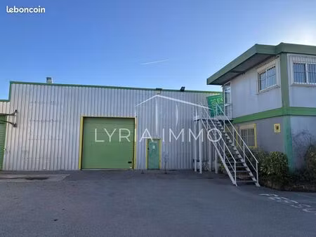 local 320 m² le muy