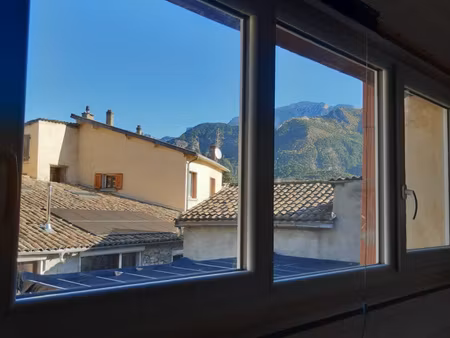 die centre ville / location meublée-studio de 44m2