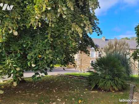 maison 8 pièces 210 m²