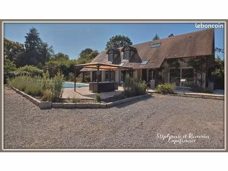 propriété 7 pièces 220 m²