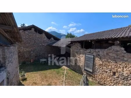 maison 4 pièces 146 m²