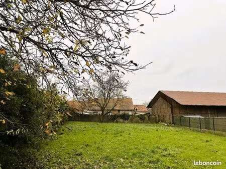 terrain 880 m² bertincourt
