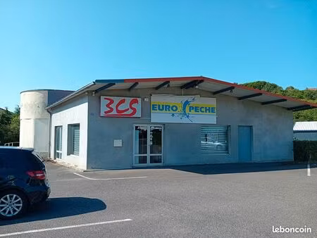 local commercial 253 m² gourdon