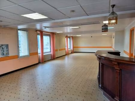 location bureaux et commerces à torfou (49660) : à louer / 110m² torfou