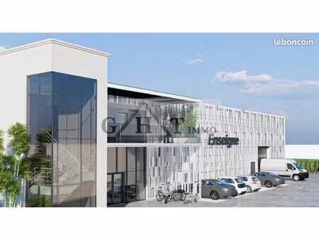 local bureaux 393 m²