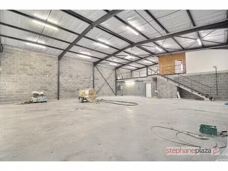 location commerce 2 pièces 358 m² à saint-galmier (42330)