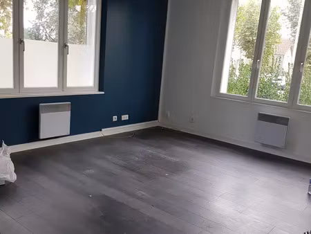 bureaux avec réserve - 82m2