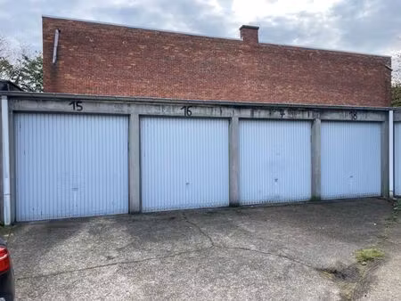 garage nabij stadscentrum (per stuk!)