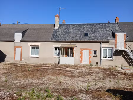 si vous aimez les dependances ce bien est fait pour vous!!!