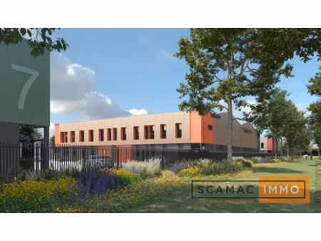 local d'activités de 1112m²