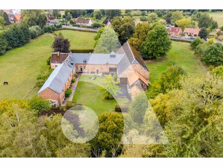 en vente maison 581 m² – 832 000 € |taisnières-sur-hon