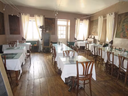 restaurant : immeuble et fonds de commerce au coeur de bella