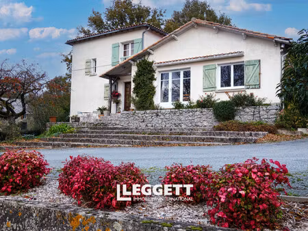 maison 12 pièce(s)  largeasse