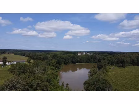 vente terrain 38040 m² à lons-le-saunier (39000)  165 000 €