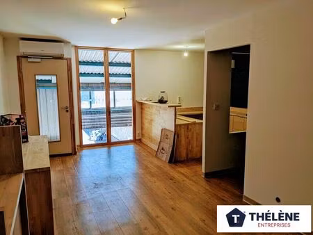 location commerce 129 m² à teyran (34820)