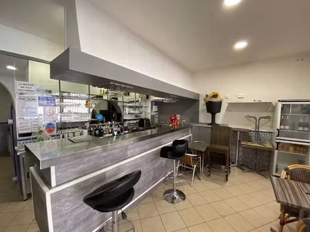vente locaux professionnels 4 pièces 106.6 m² à nice (06000)  250 000 €
