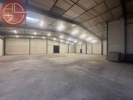 location locaux professionnels 1328 m² à l'union (31240)  8 500 €