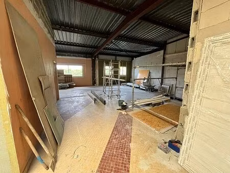 location local d'activités plabennec 133 m²