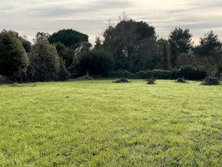 vente terrain  946.00m²  saint