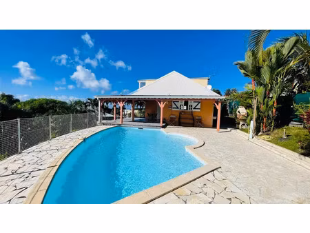 vente villa 6 pièces 159 m² à saint claude (97120)  460 000 €