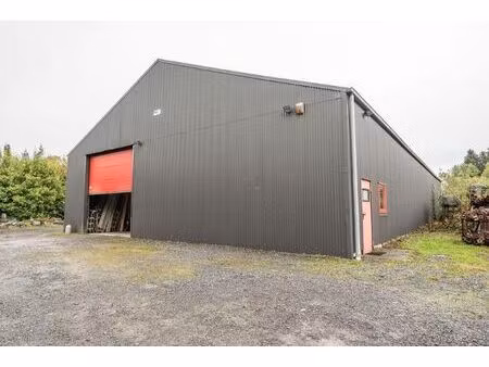 entrepôt à vendre à cornemont